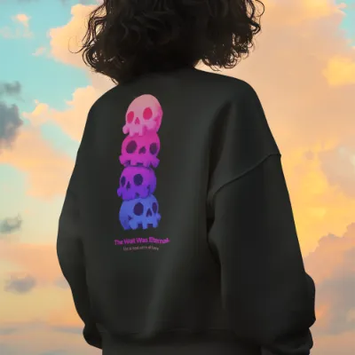 Basic Crew Neck Sweatshirt A row of gradient stacked Q-version skulls