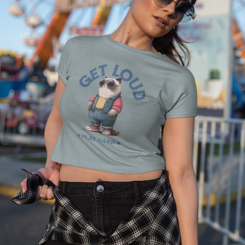 Comfy Cropped T-Shirt - Vintage American Illustration Style Pocket Cat